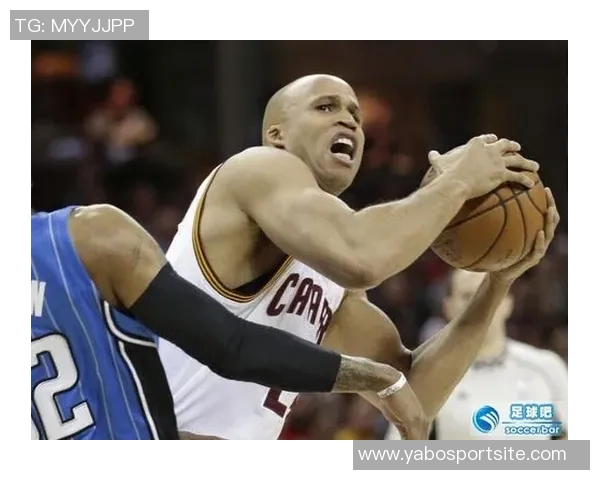 杰弗森回顾历史级别光头球员的辉煌成就与影响力分析