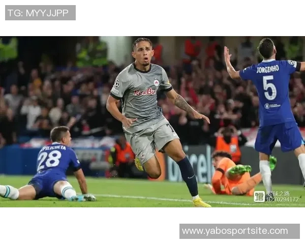 奥卡福精准直塞助攻勒温转身射门遭维卡里奥神勇扑救