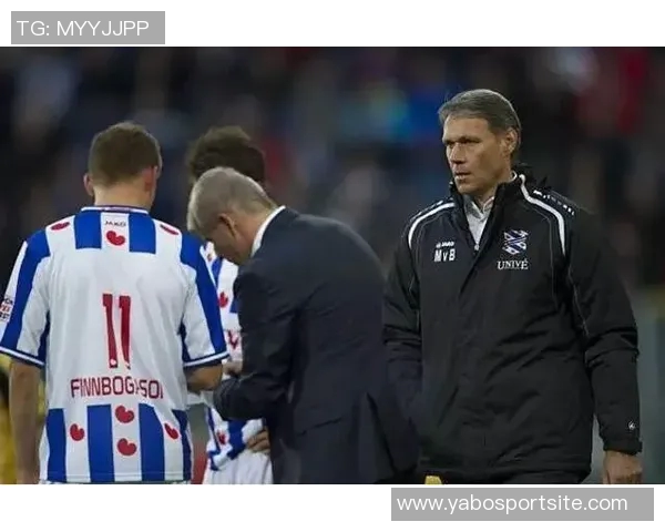 范巴斯滕强烈反对西甲海外比赛呼吁欧足联立即采取行动终止此事 范巴斯滕强烈反对西甲海外比赛呼吁欧足联立即采取行动终止此事